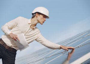Le solaire, une source d'énergie qui a le vent en poupe ! Depuis plusieurs années, cette forme d'énergie renouvelable connaît une évolution fulgurante. Selon l'Agence internationale de l'énergie (AIE), le solaire est en passe de devenir la révolution énergétique qui […]