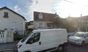 E.G. Bat à Le Blanc-Mesnil
